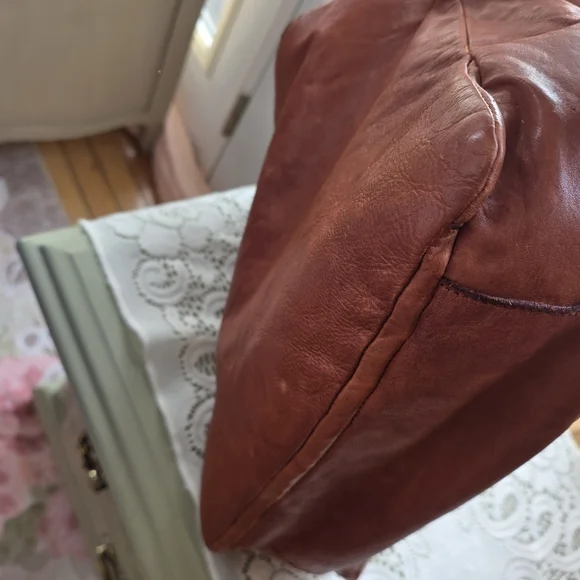 Elegant Cognac Marta Ponti  Leather Hobo Bag - Picture 6 of 11